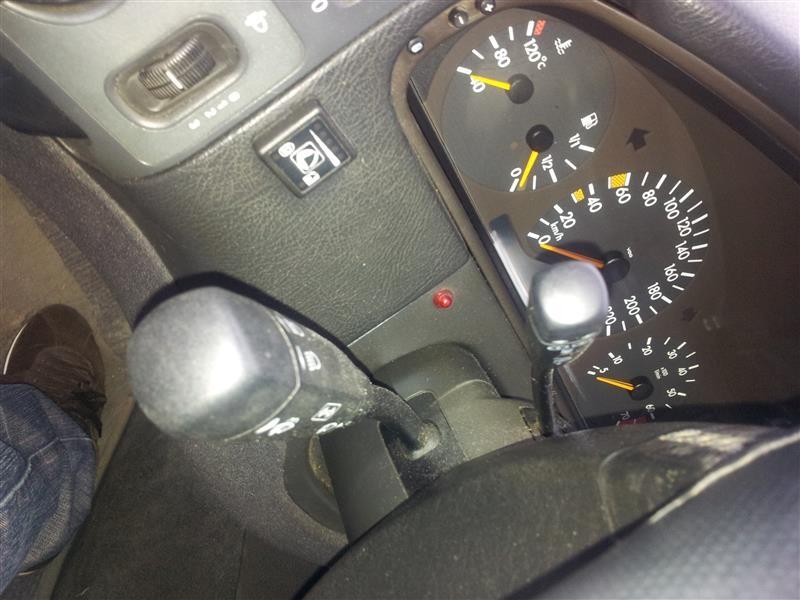 Mercedes-E-240--00-dogovor-bez-ulaganj