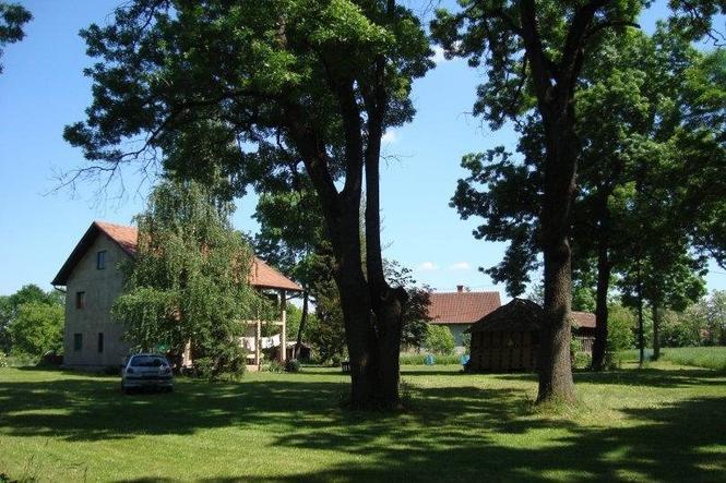 Kuca sa imanjem