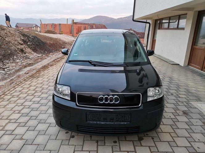 Audi a2 1.6 benzinac