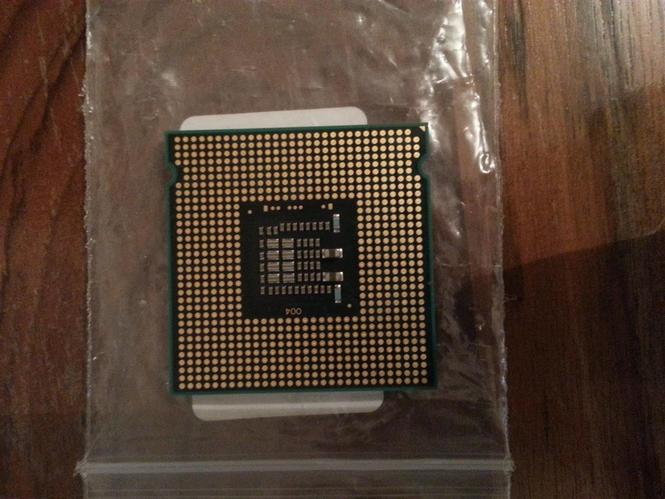 Procesor-IntelCeleron-e3400-2.6mHz