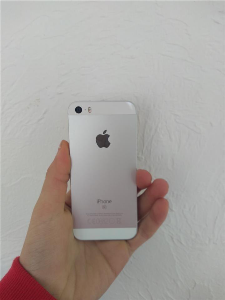 iPhone-SE-32GB