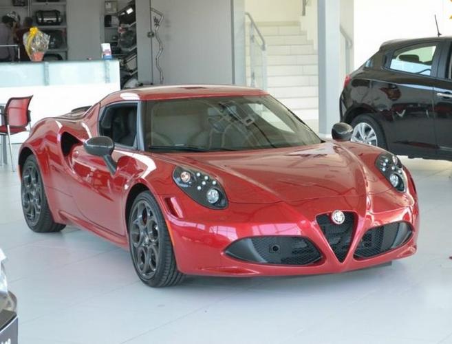 Alfa Romeo 4c launch edition -14
