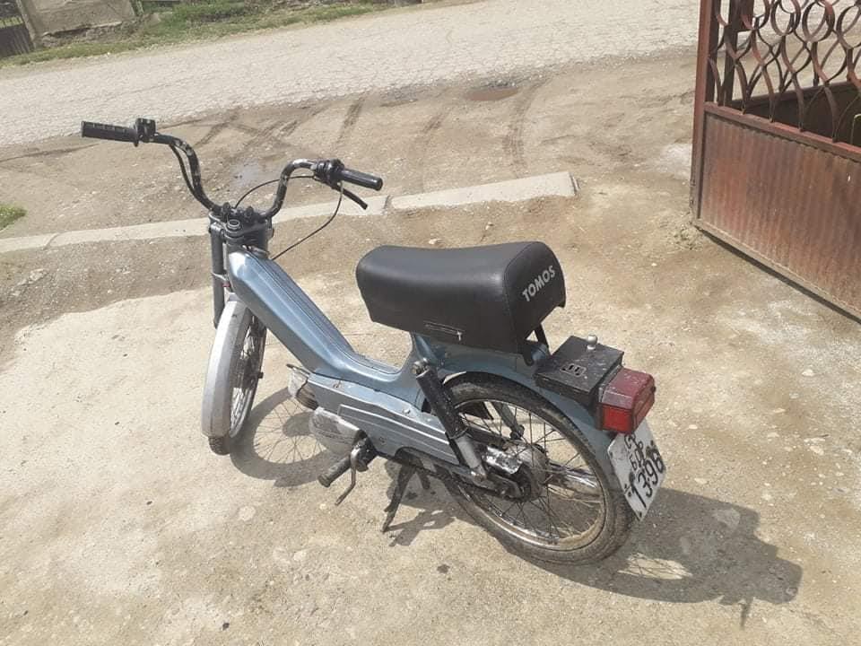 Tomos