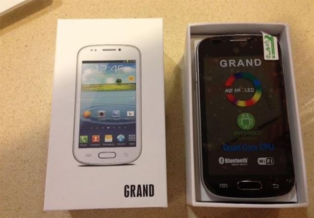 Android I9082 Grand 4"