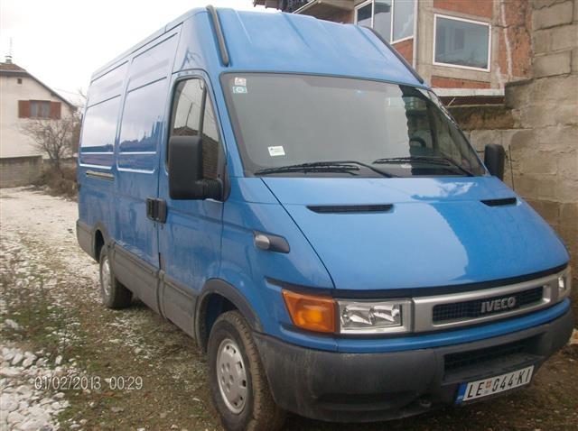 Kombi-Iveco-2-3-TD--02