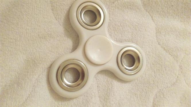 Fidget spiner