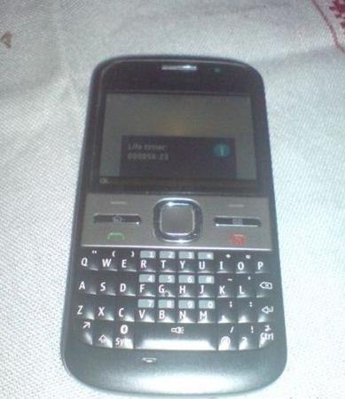 Nokia-E5-Carbon-Black