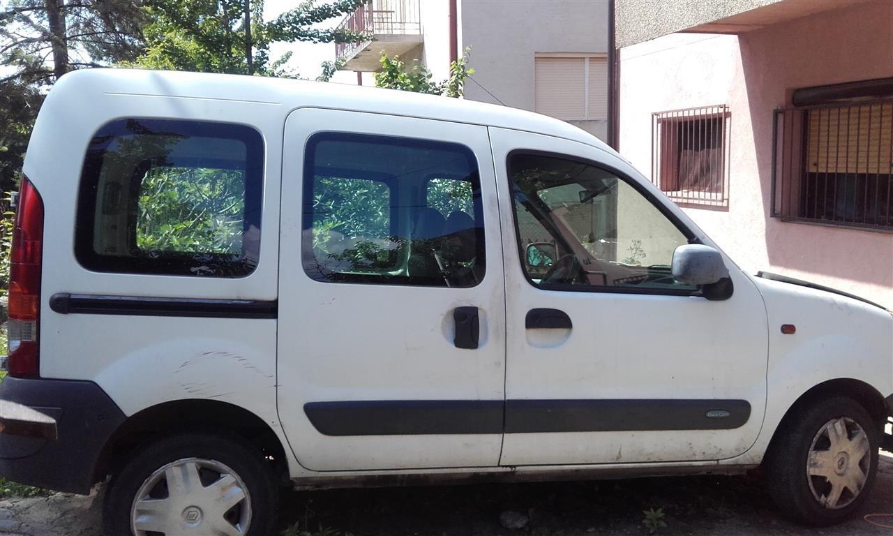 Renault-Kangoo-pick-up