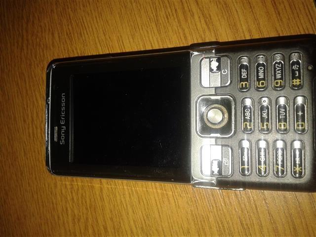 Sony-Ericson-C702