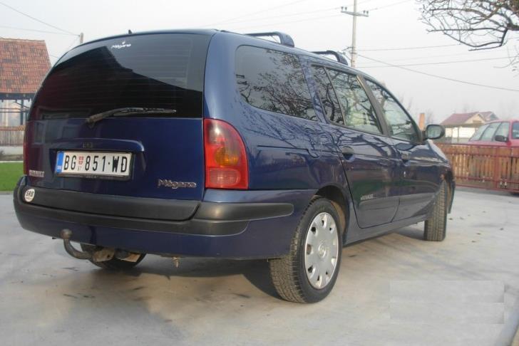 Renault-Megane-dti-vlasnik-hitno--01