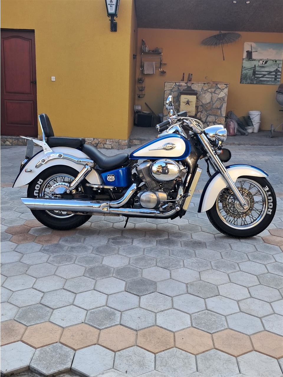 Honda-Shadow-750-C