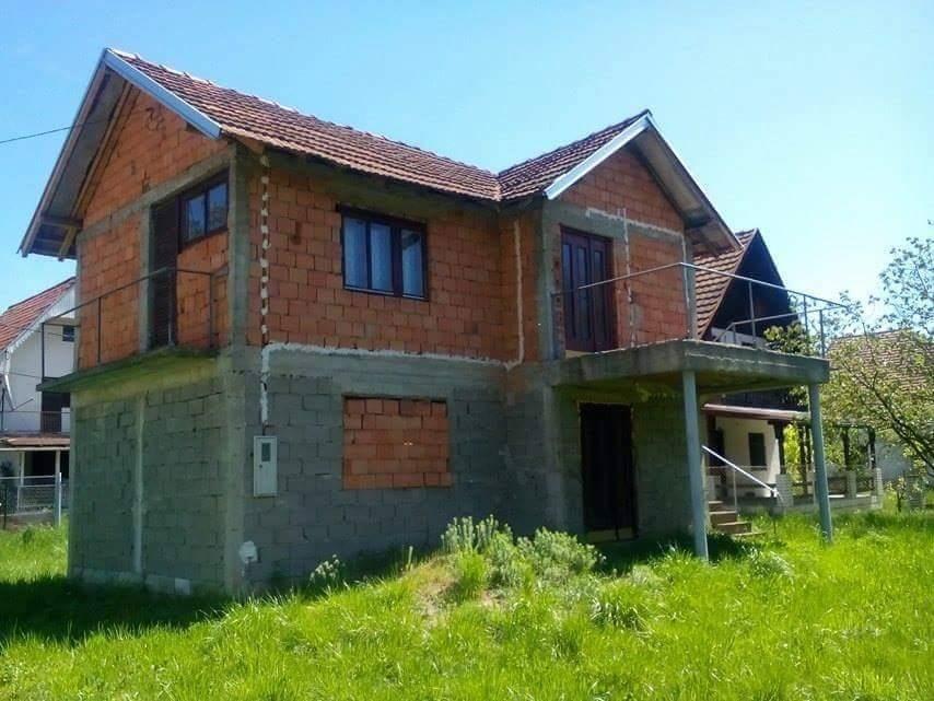 Vikendica-u-Gamzigradskoj-banji