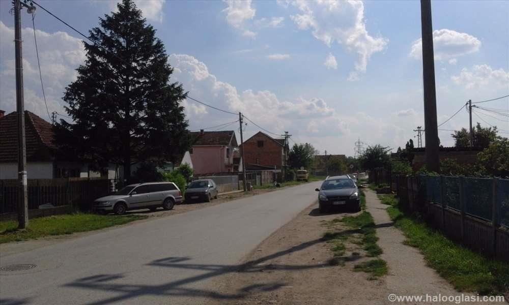 Placevi-na-prodaju