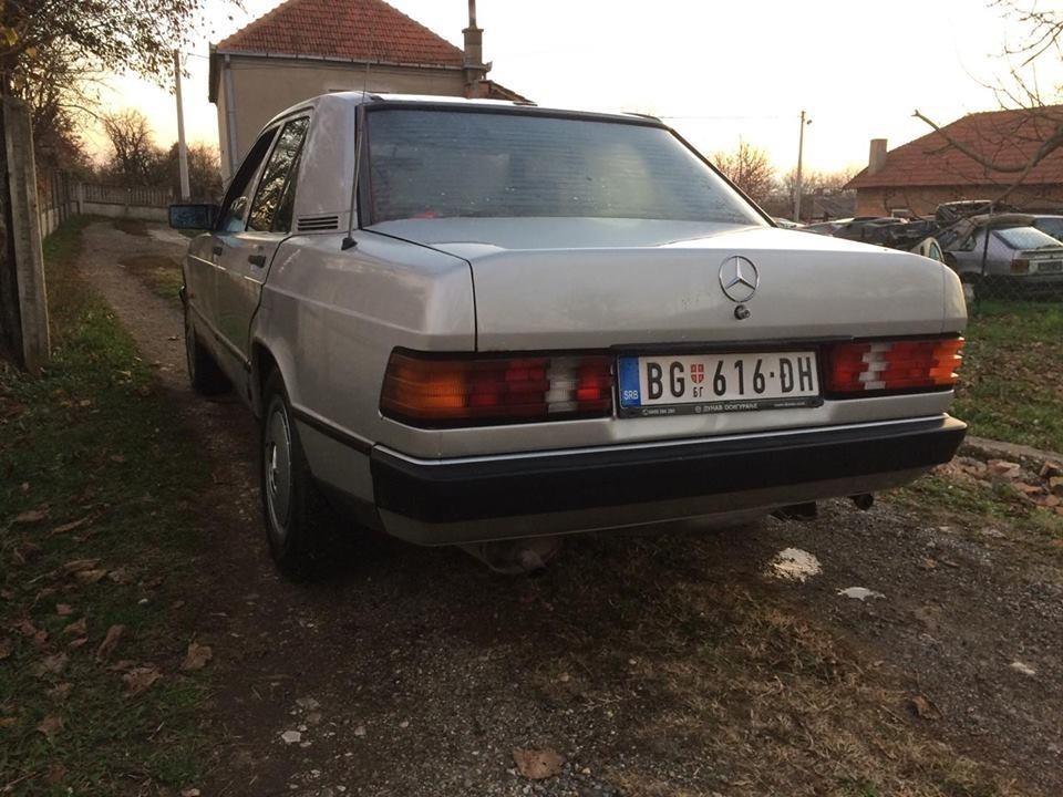 Mercedes-190E