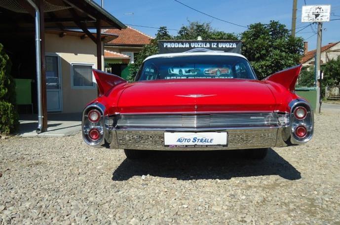 Cadillac-Deville-60-ih-