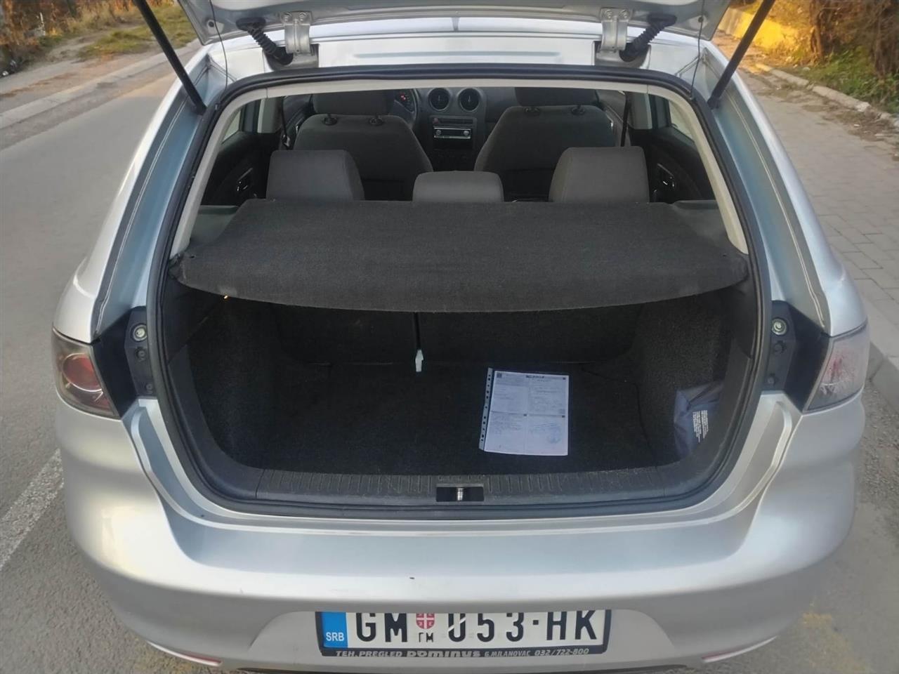 Prodaja-automobila-