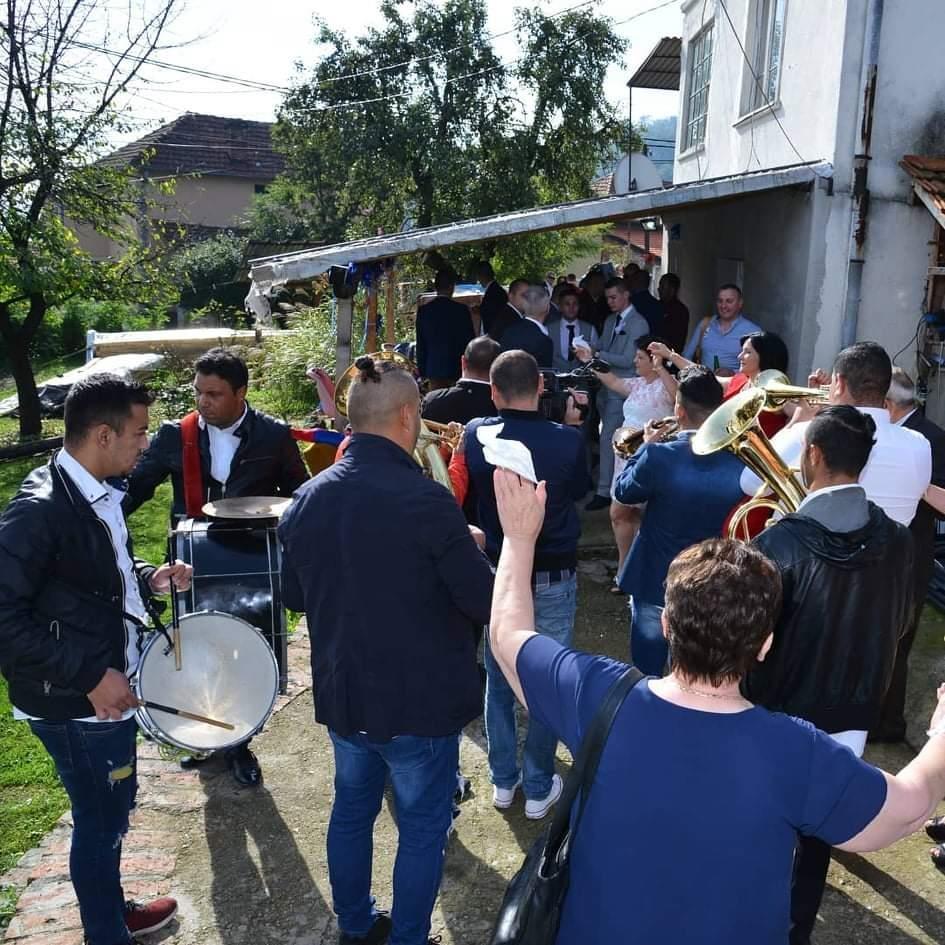 Orkestar-za-sve-vrste-veselja