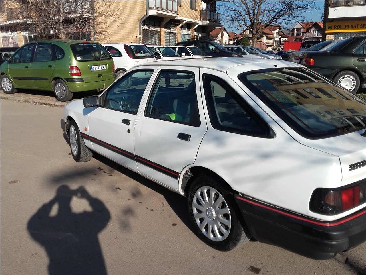 Ford-Sierra--91