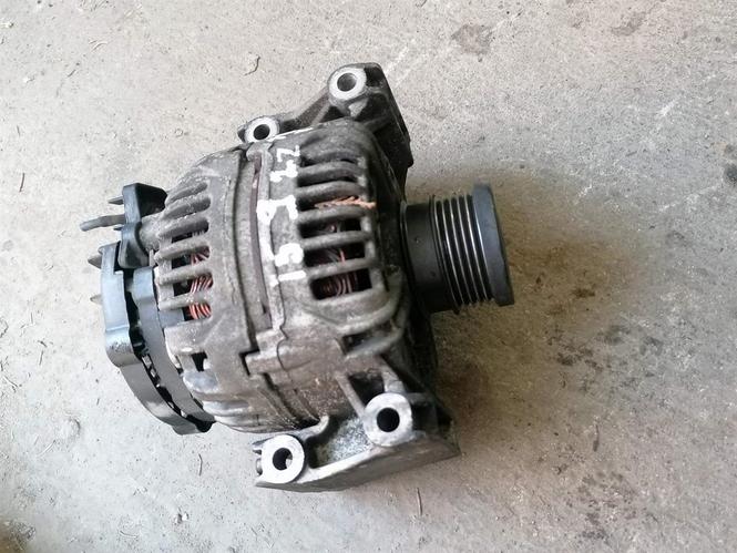 Alfa Romeo 159 2.2 JTS altenator 