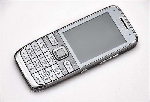NOKIA-E52-SILVER