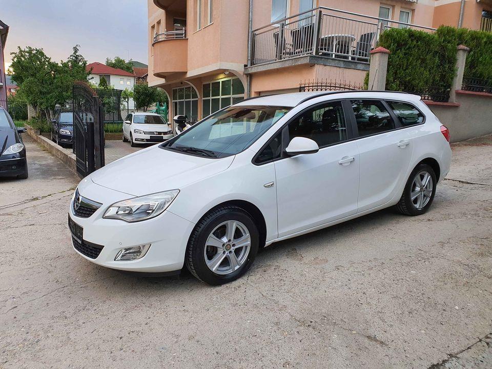 OPEL-ASTRA-SPORT-1-4-B-2010-GOD