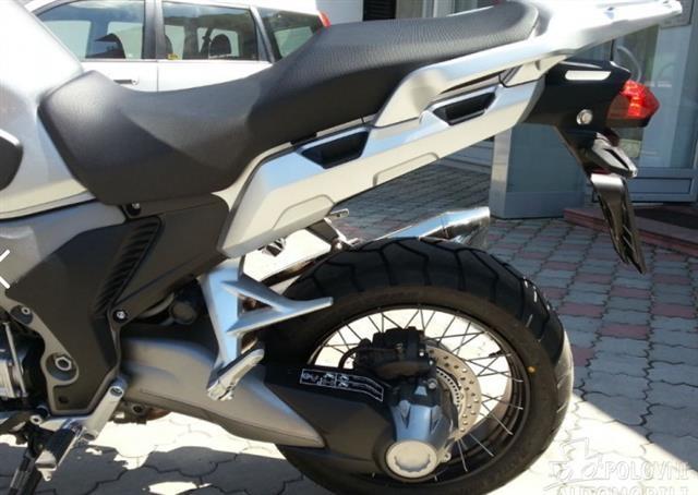 Honda-Crosstourer-2013