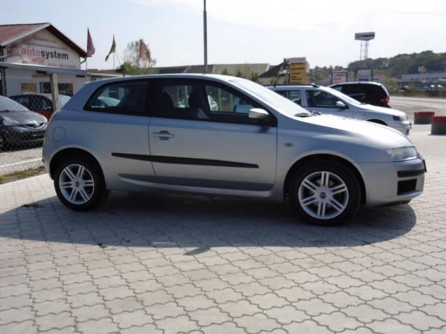 Fiat-Stilo--05