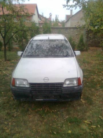 Opel Kadett  -88