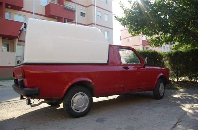 Zastava-Poly--09
