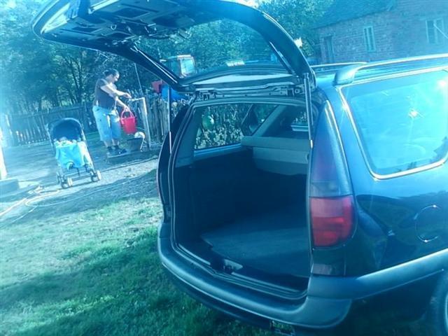 Renault-Laguna--karavan--98
