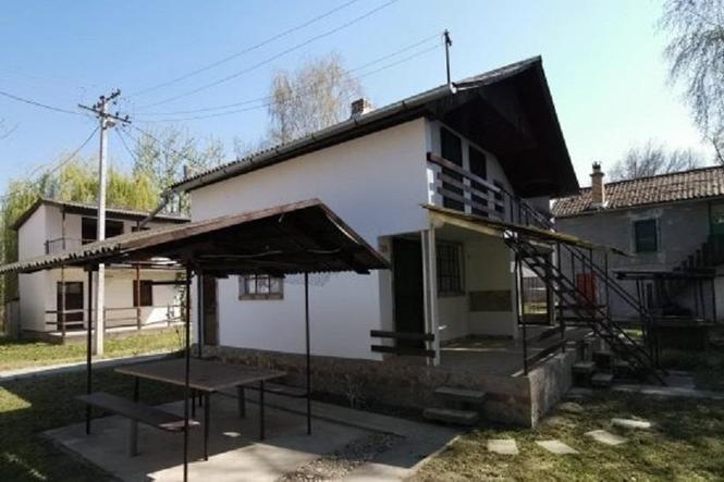 Vikendica Vagoni-Apatin
