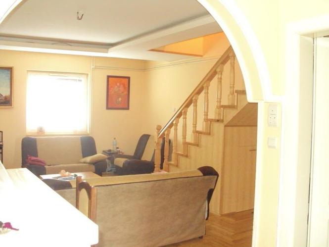 prodajem DUPLEX STAN U SUBOTICI