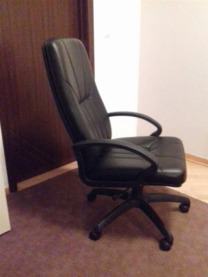 Kancelarijska-stolica