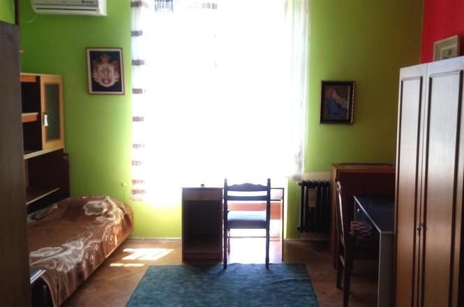 Izdajem sta Novi Sad Centar
