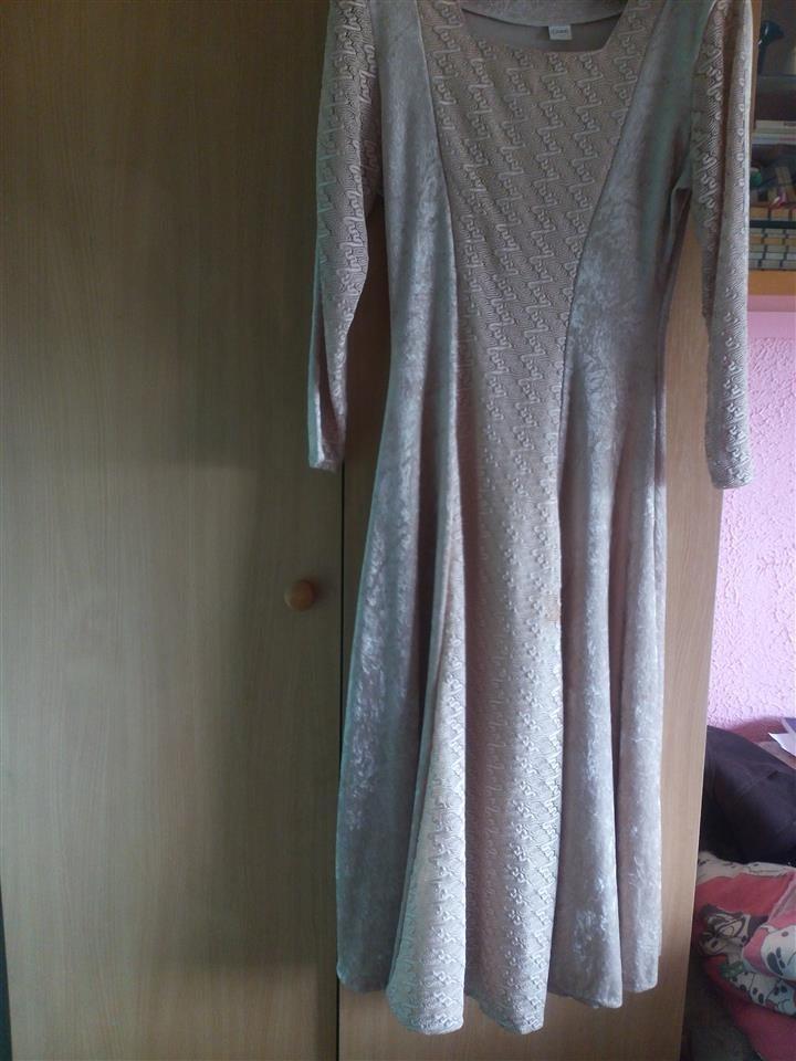 Ekskluzivnu-haljinu