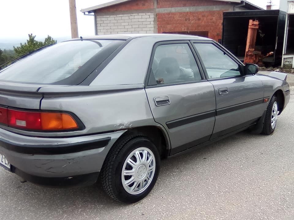 Mazda-323f