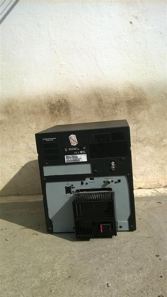 Philips-FW332--CD-AUX-