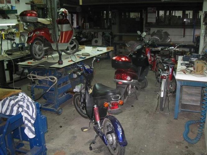 Servis elektricnih bicikala i tricikala