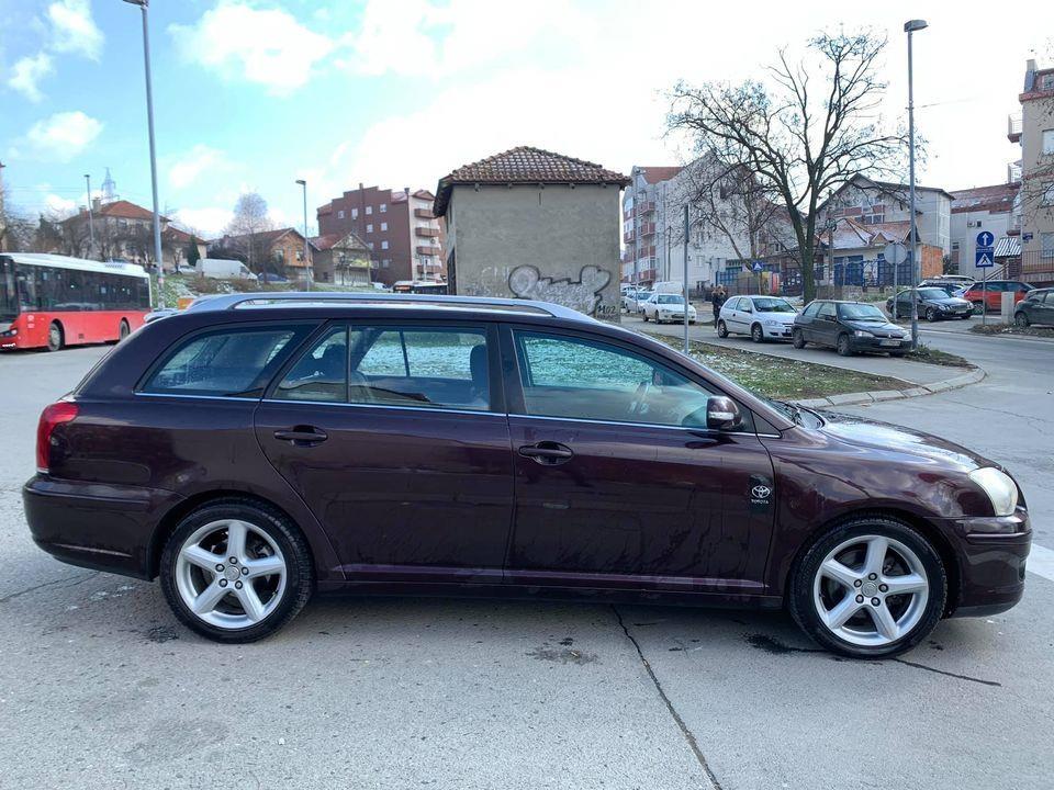 Toyota-Avensis-2-2-D4D-2007