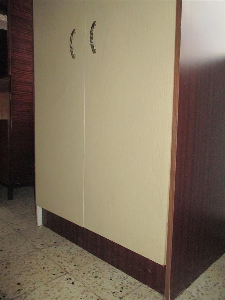 SUPER-POVOLJNO-VEOMA-SIMPATIČAN-ORMAR