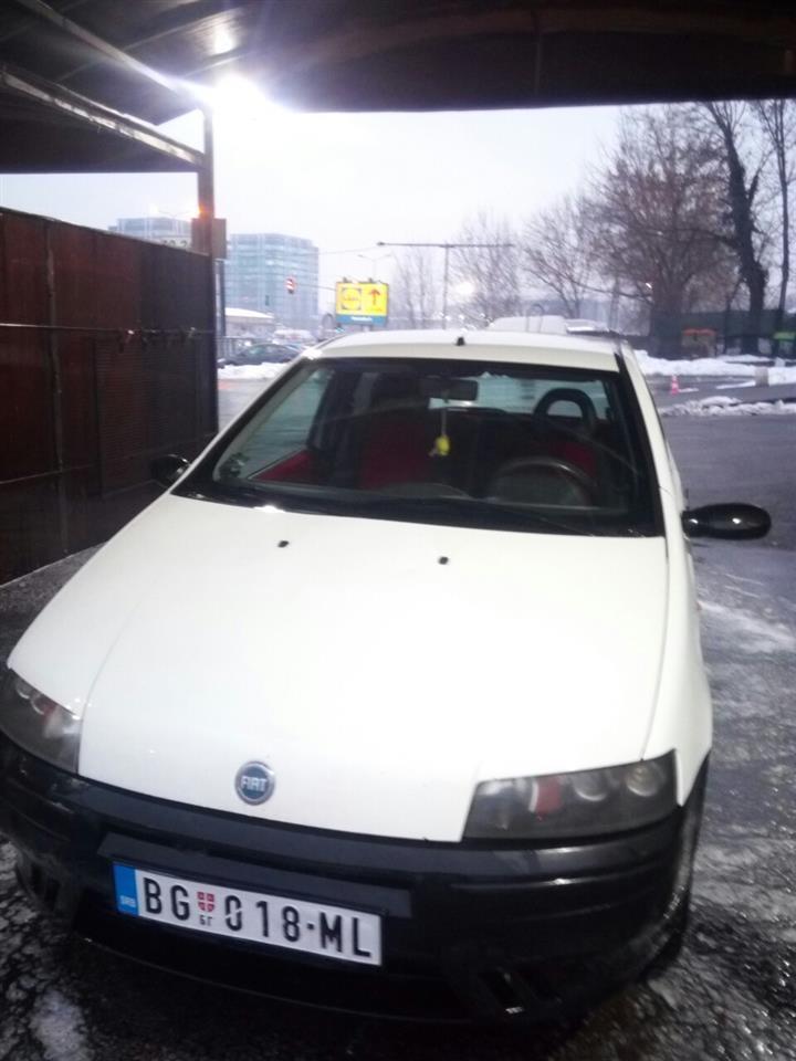 Fiat-Punto-1-9-D