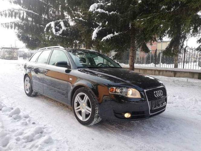 AUDI A4 AVANT