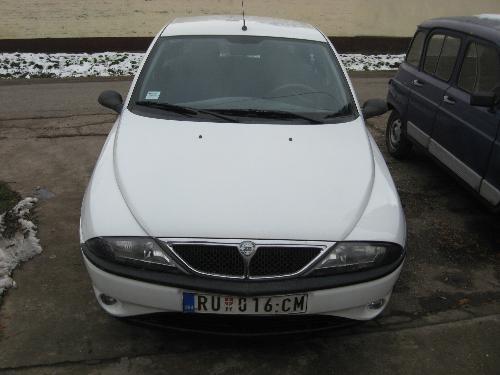 Lancia Ypsilon 1.2 8v - 02
