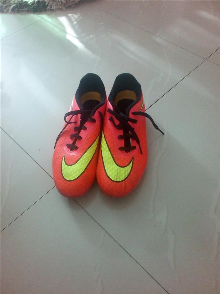 Kopačke-Nike-Mercurial-Hypervenom