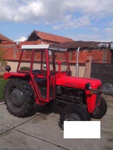Traktor-IMT-539