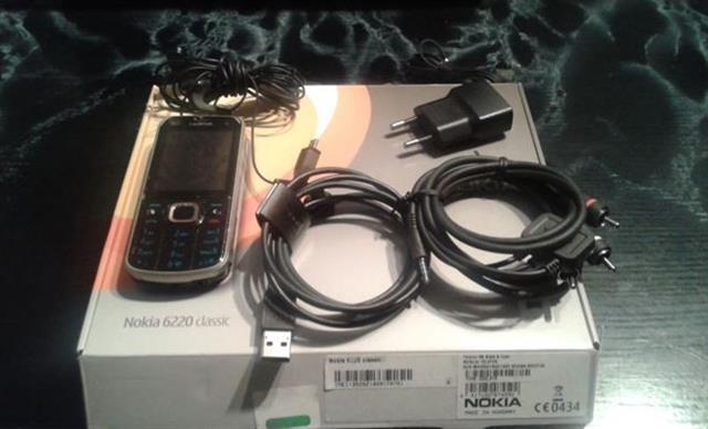 Nokia 6220 Classic