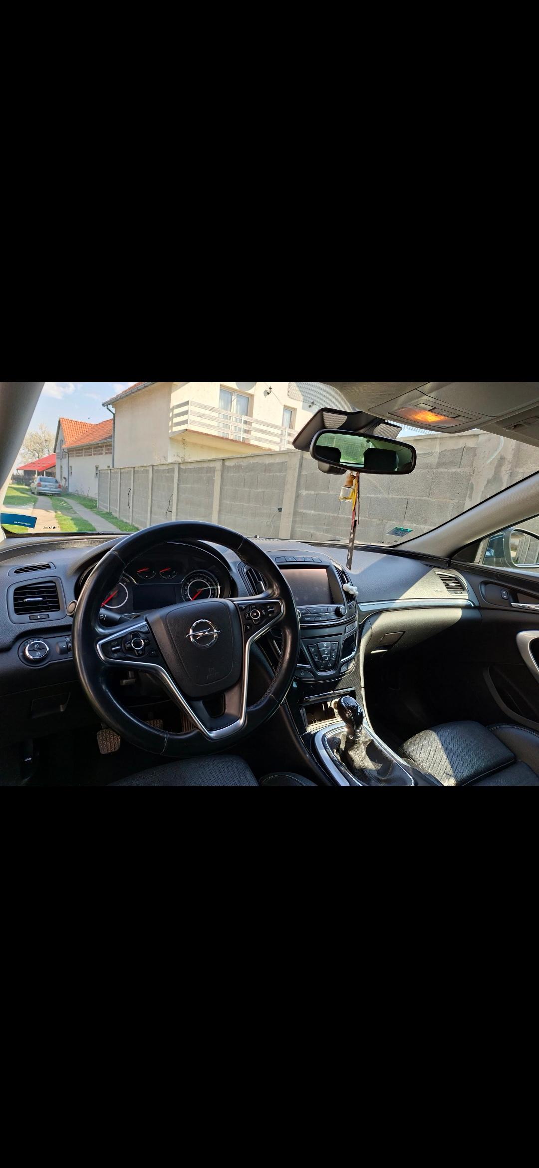 AUTO--PERFEKTNOM-STANJU