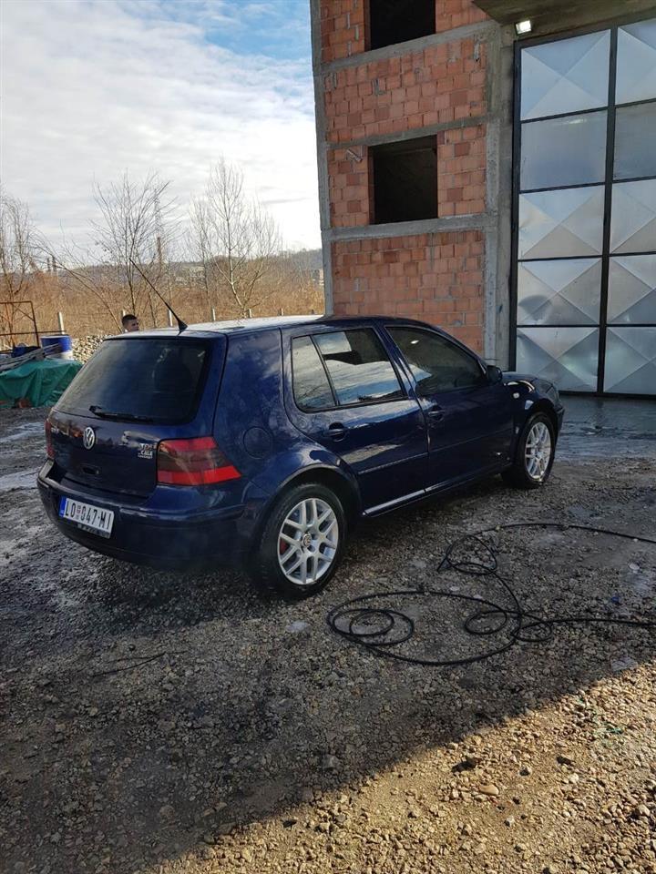 VW-Golf-1-9-TDI