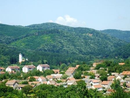 Vrdnik--plac-2000m2-