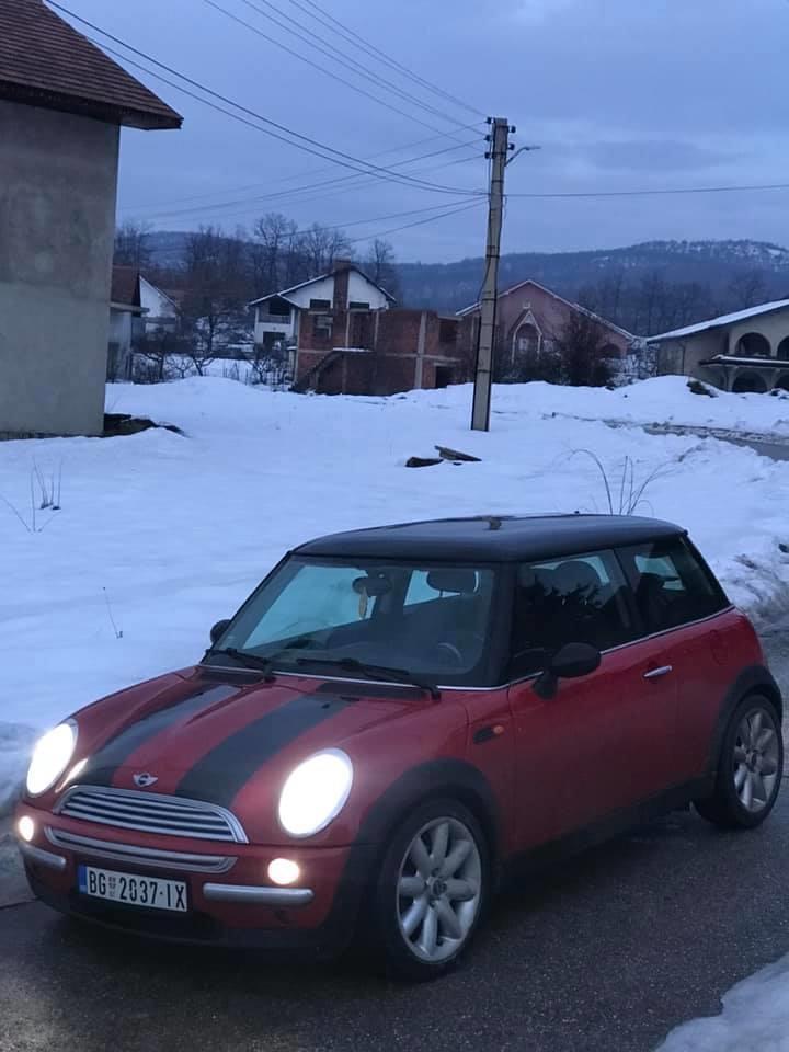 Mini-Cooper-One